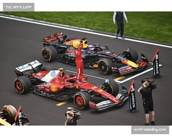 汉密尔顿新加坡站夺冠 法拉利车手赛季第三胜 汉密尔顿新加坡站夺冠 法拉利车手赛季第三胜